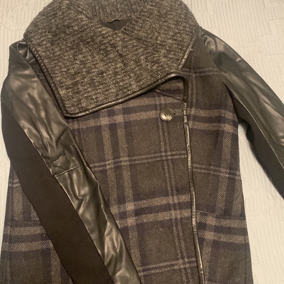 Vera Wang wool and faux leather coat, XS - Picture 2 of 4